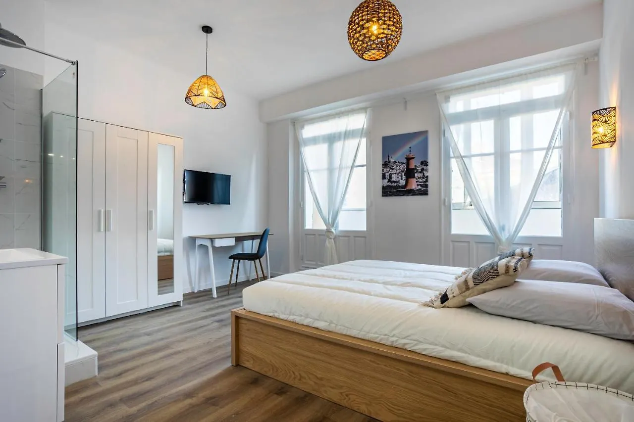 Grand Appartement Centre De Marseille Apartment