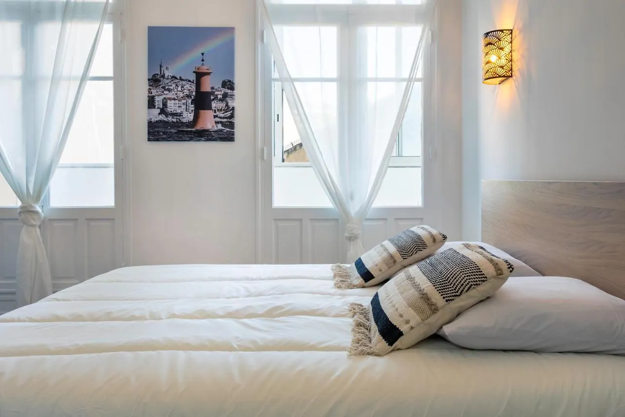 Grand Appartement Centre De Marsylia